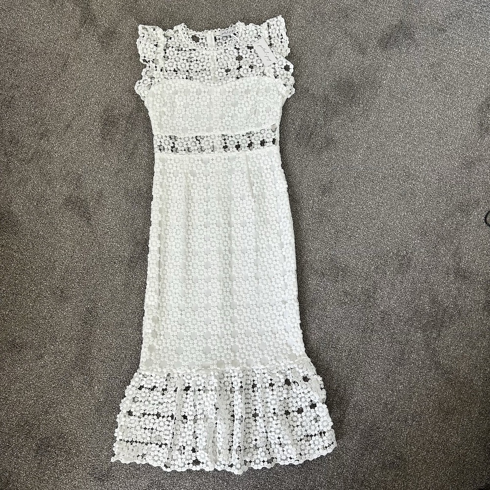 NWT Petal & Pup Lauren White Lace Midi Dress Women's 8- Bridal Shower Graduation - Picture 8 of 15